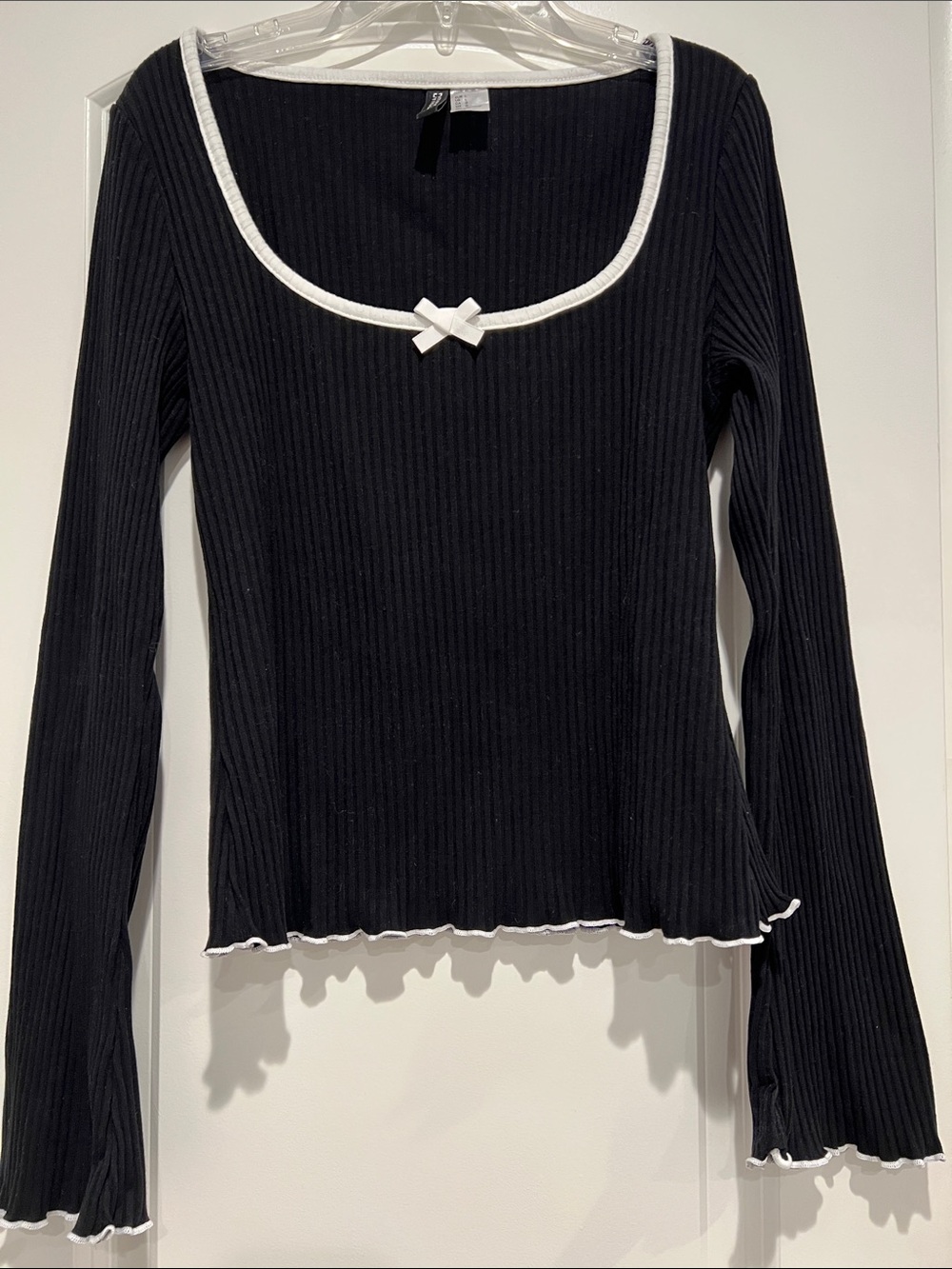NWOT H&M Black Ribbed Long-Sleeve Top with White Trim and Bow